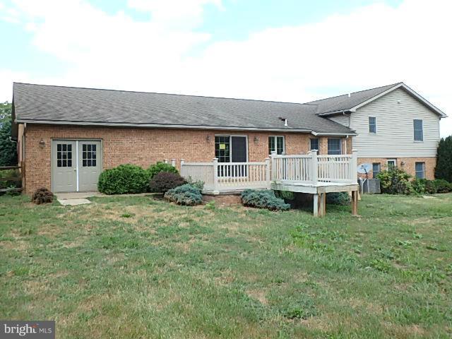 18923 Geeting Road Keedysville, MD 21756 - Photo 2 of 14 Exterior (Rear)