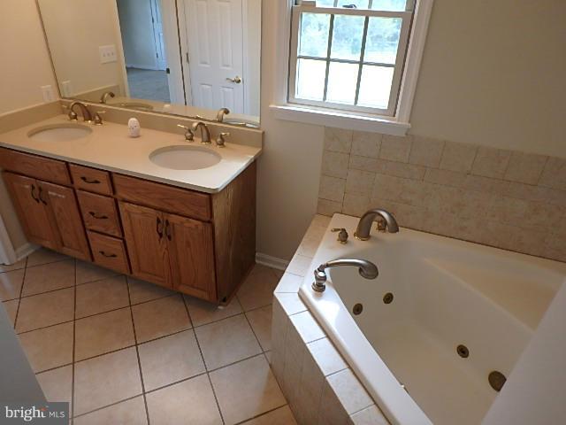 18923 Geeting Road Keedysville, MD 21756 - Photo 11 of 14 Bath (Master)