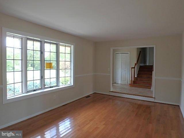 18923 Geeting Road Keedysville, MD 21756 - Photo 4 of 14 Living Room