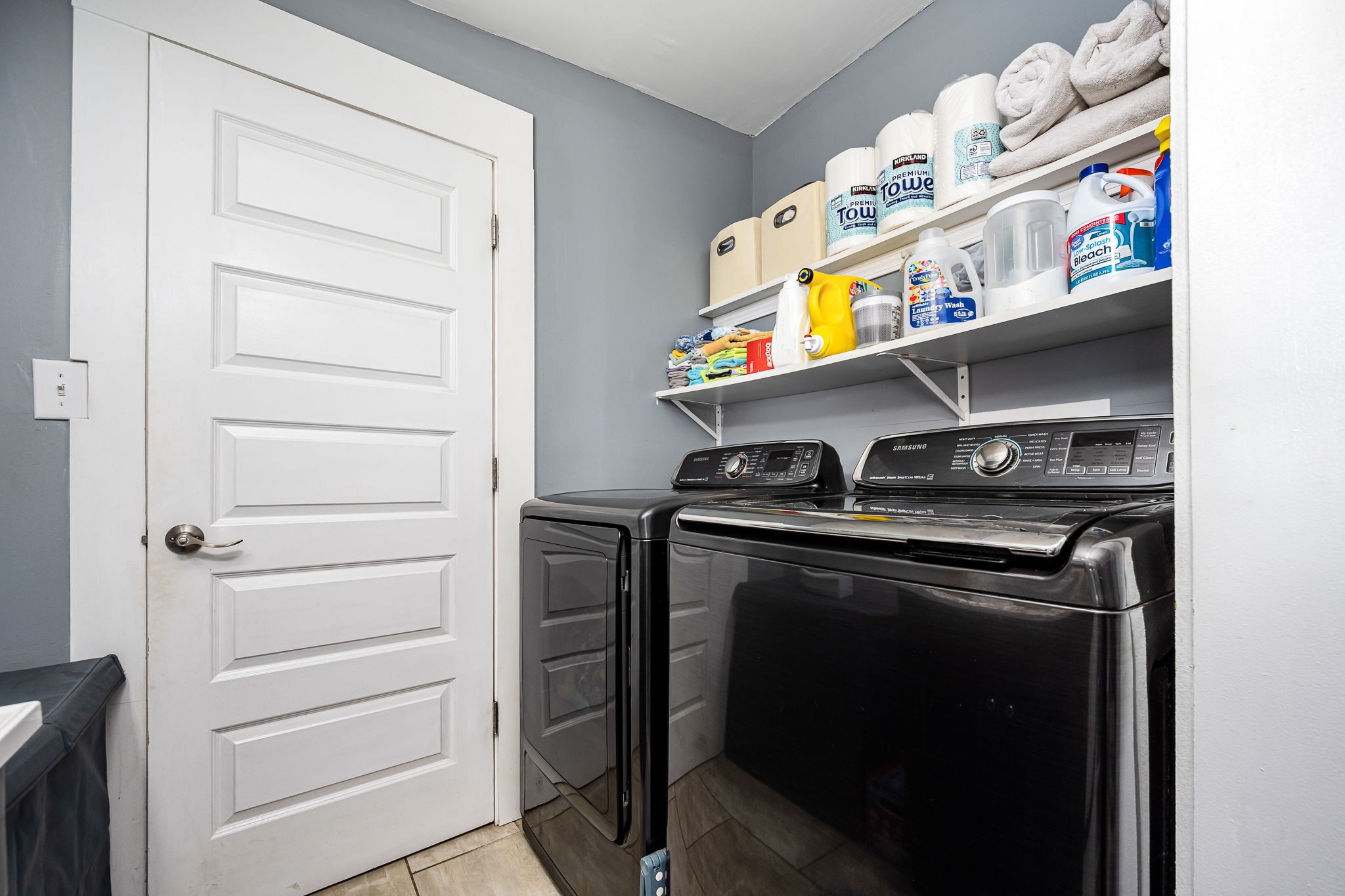 634 Highway 52 Portland, TN 37148 - Photo 20 of 42 a utility room with dryer and washer