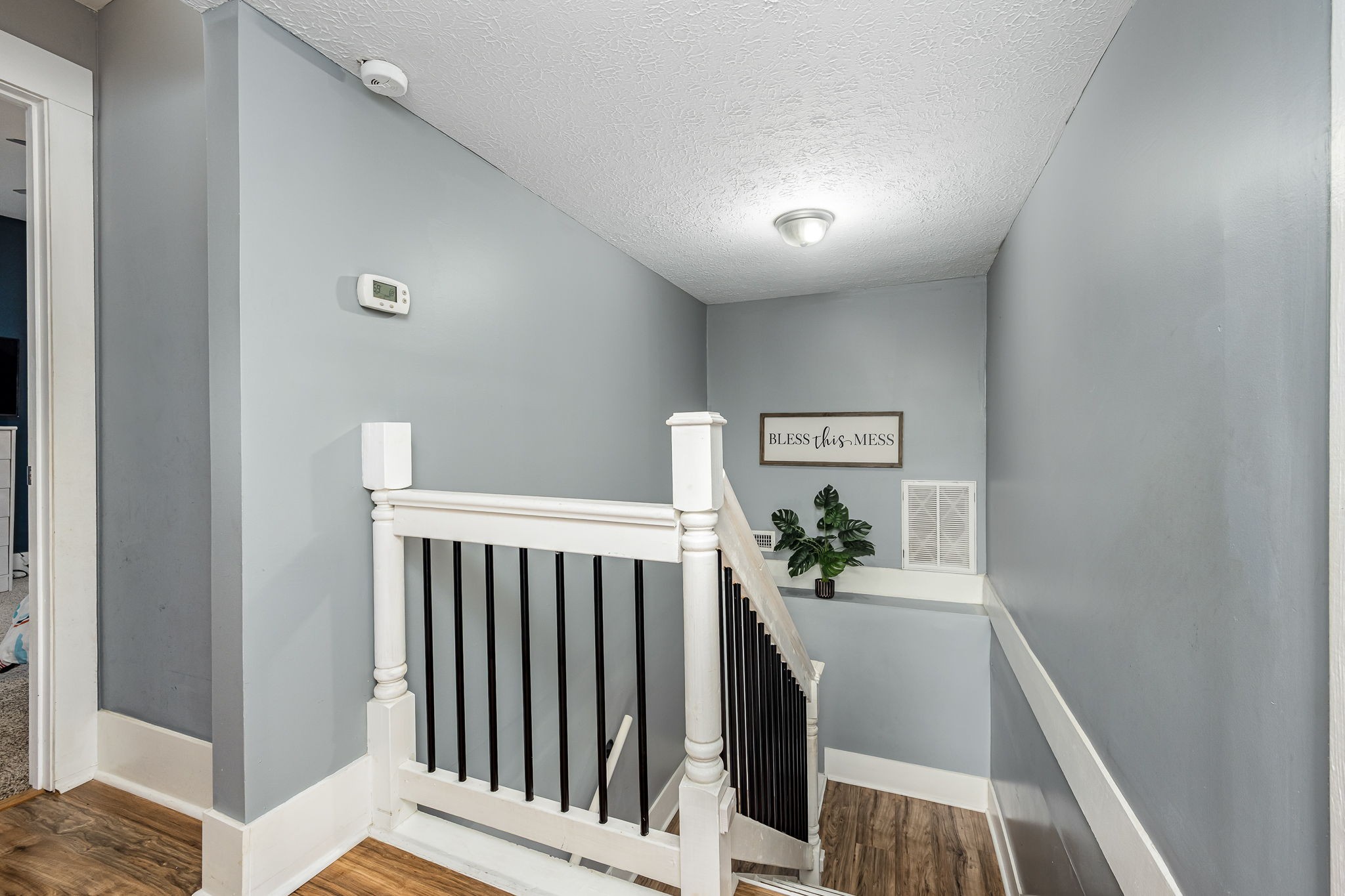 634 Highway 52 Portland, TN 37148 - Photo 27 of 42 a view of hallway with wooden floor