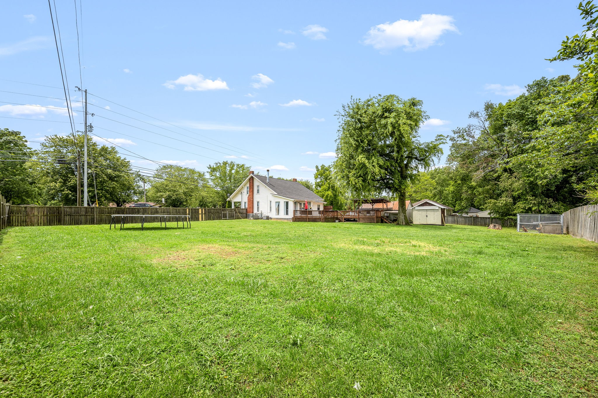 634 Highway 52 Portland, TN 37148 - Photo 32 of 42 a view of a park with large trees
