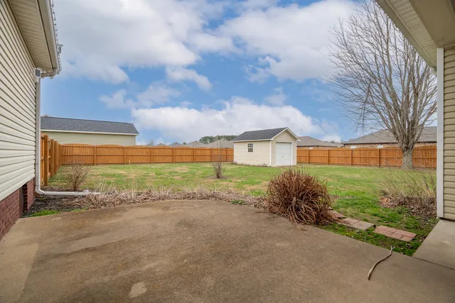 $308,000 | 110 Kitty Meyer Lane, Loretto, TN 38469