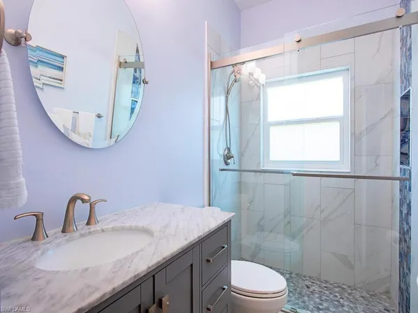 $575,000 | 64 Glen Eagle Circle, Naples, FL 34104