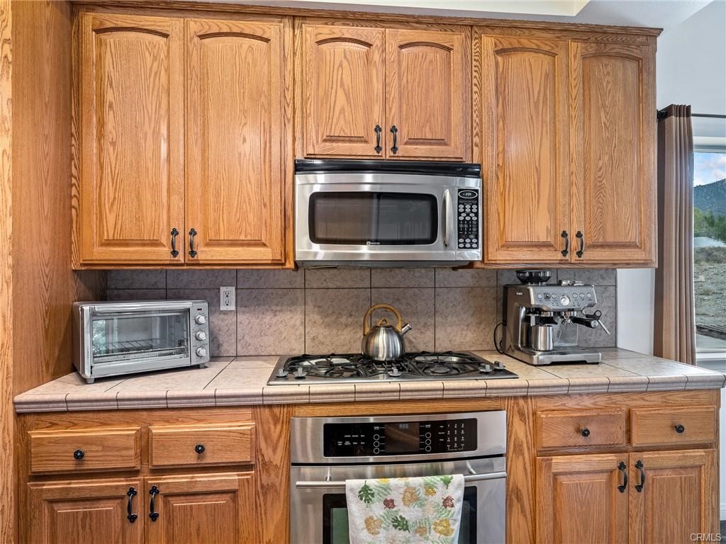 10160 Pineview Road Pinon Hills, CA 92372 - Photo 12 of 45 Gallery Image 12