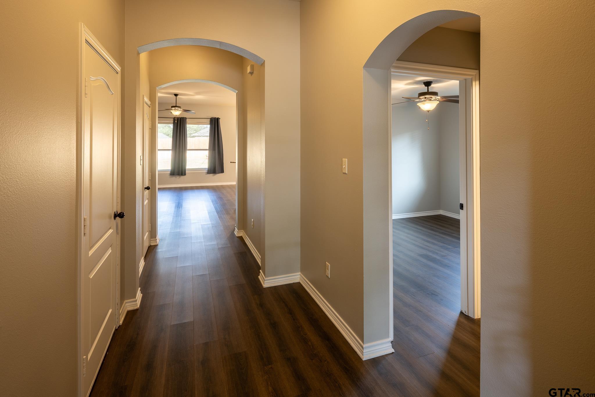 502 Happy Circle Whitehouse, TX 75791 - Photo 5 of 37