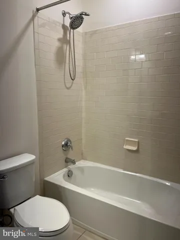 $3,450 | 805 Lakeview Court, Unit 40L, King of Prussia, PA 19406