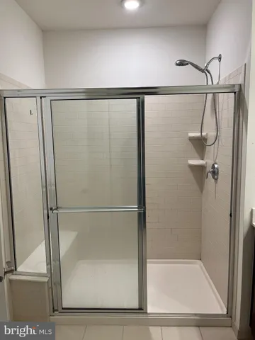 $3,450 | 805 Lakeview Court, Unit 40L, King of Prussia, PA 19406