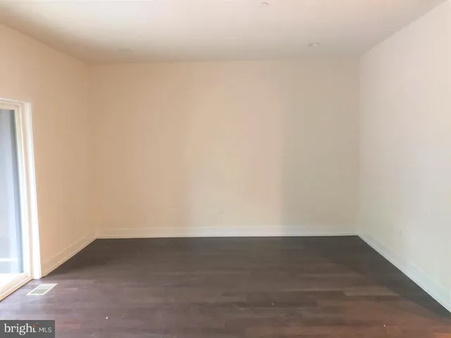 $3,450 | 805 Lakeview Court, Unit 40L, King of Prussia, PA 19406