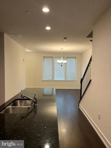 $3,450 | 805 Lakeview Court, Unit 40L, King of Prussia, PA 19406