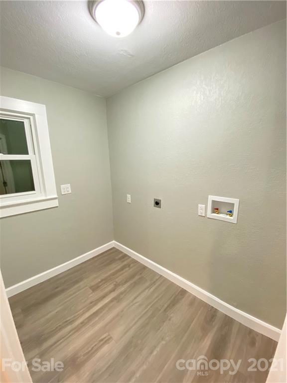 536 Fairview Road Marion, NC 28752 - Photo 22 of 34 a view of room