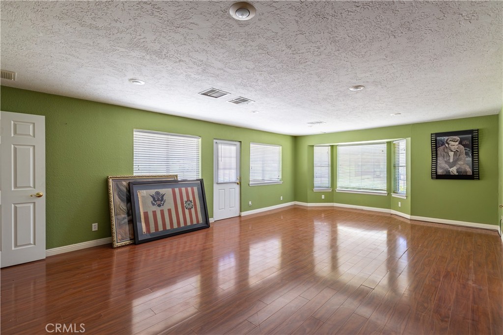 16728 Shirwaun Road Apple Valley, CA 92307 - Photo 51 of 72