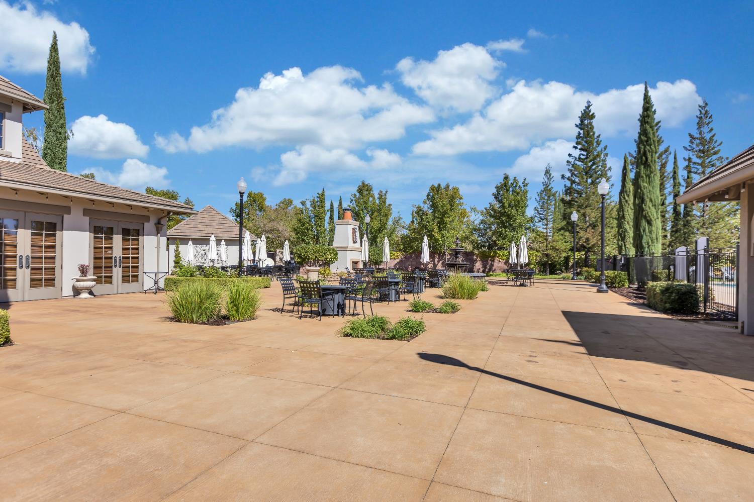 11786 Socrates Way Rancho Cordova, CA 95742 - Photo 42 of 48 a view of a building with sitting area
