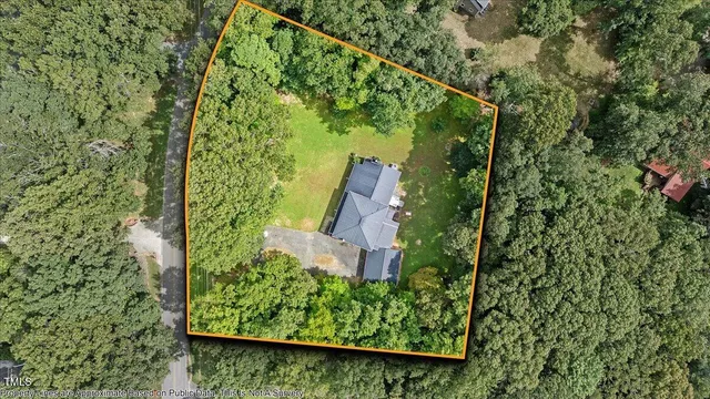 $475,000 | 315 Dumont Drive, Hillsborough, NC 27278