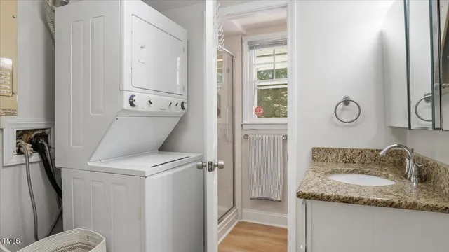 $475,000 | 315 Dumont Drive, Hillsborough, NC 27278