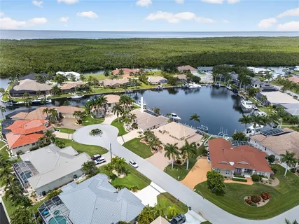 $899,900 | 1711 Los Alamos Drive, Punta Gorda, FL 33950