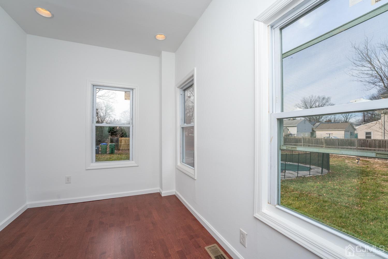 42 Meadow Road Edison, NJ 08817 - Photo 15 of 35 an empty room with windows