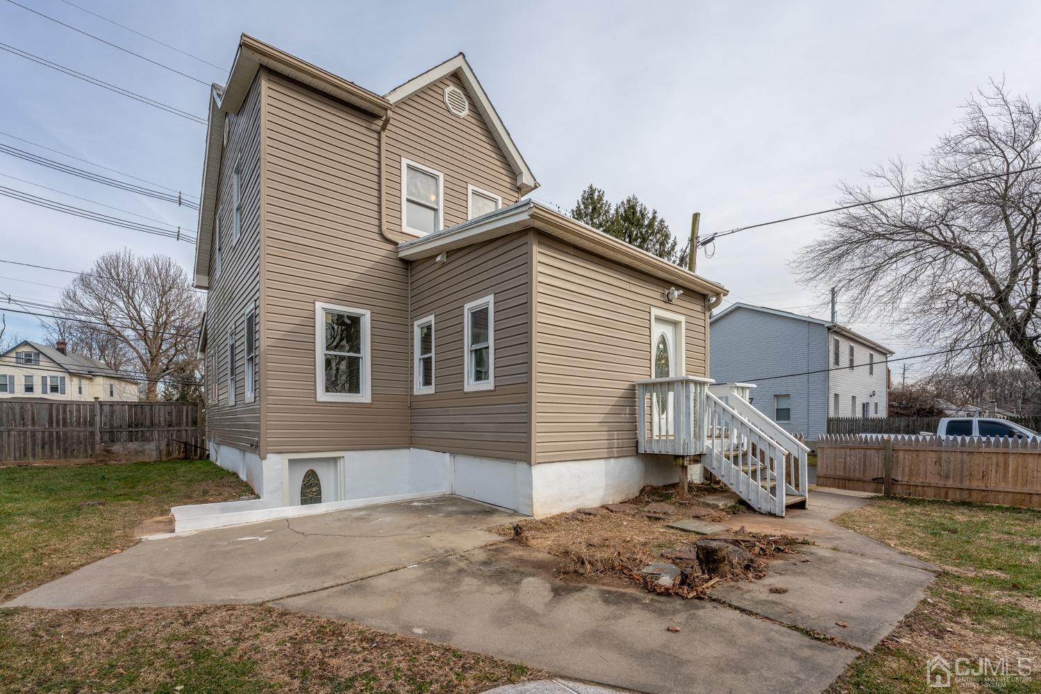42 Meadow Road Edison, NJ 08817 - Photo 27 of 35 a view of a house with a yard