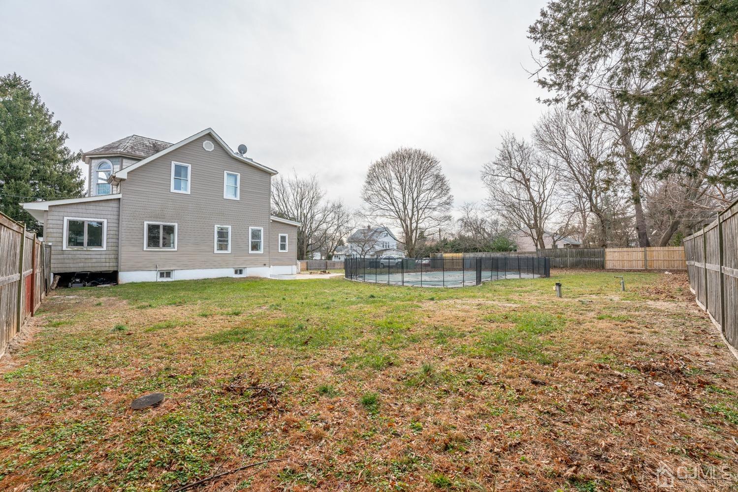 42 Meadow Road Edison, NJ 08817 - Photo 29 of 35 a view of a house with a yard
