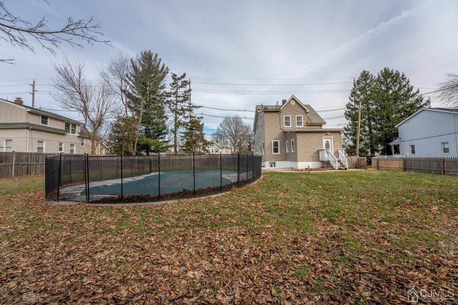 42 Meadow Road Edison, NJ 08817 - Photo 31 of 35 a view of a backyard