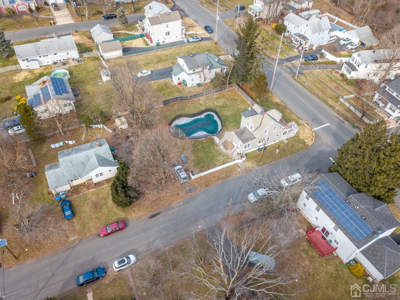 42 Meadow Road Edison, NJ 08817 - Photo 34 of 35 view of a house