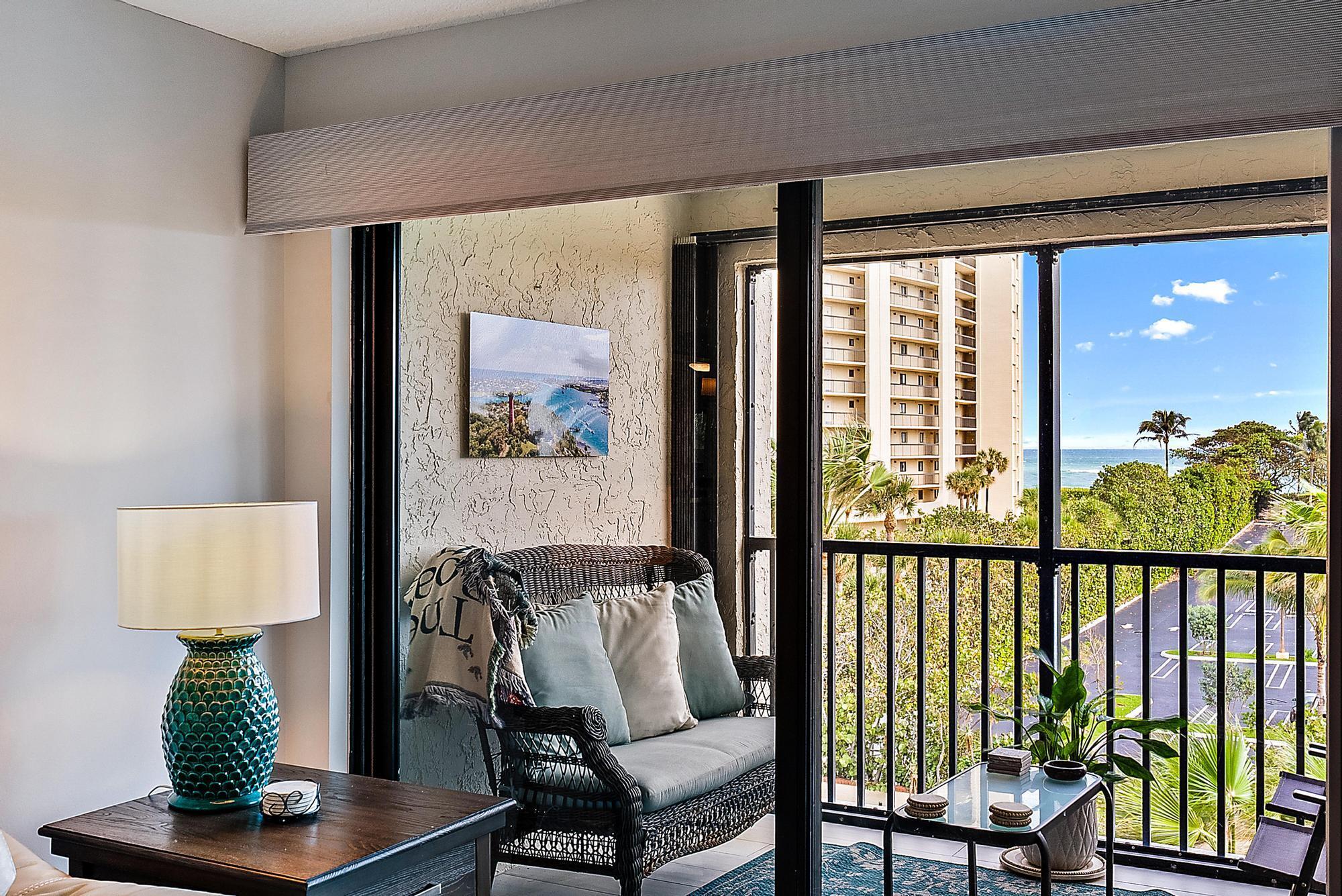 500 Ocean Trail Way, Unit 406 Jupiter, FL 33477 - Photo 2 of 25 500 Ocean Trail Way Unit 406 -12