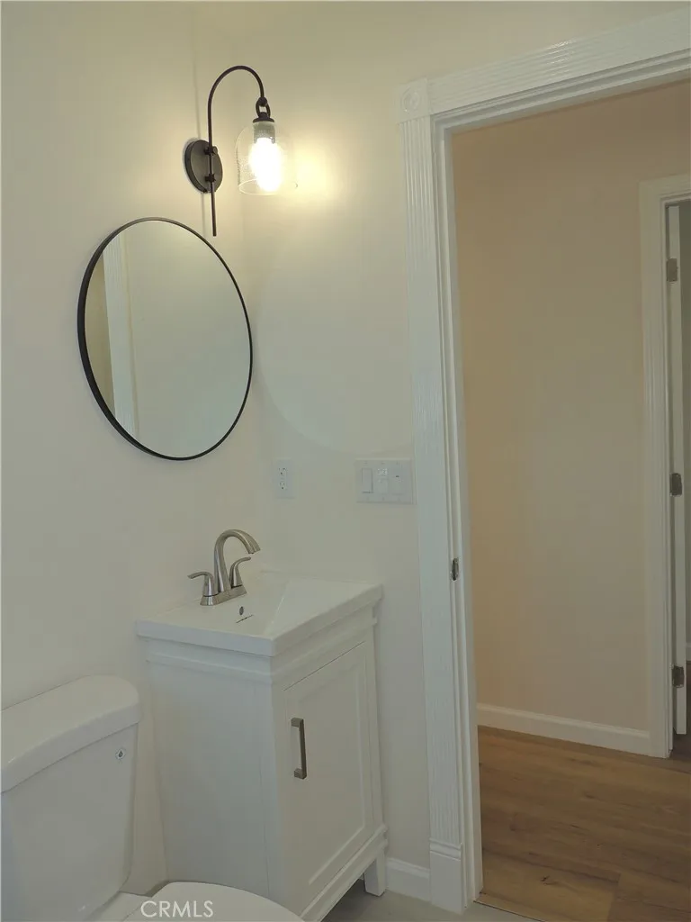 27871 Galeton Road Canyon Country, CA 91387 - Photo 23 of 27 Hallway Bathroom