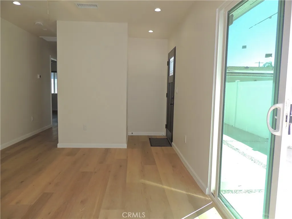 27871 Galeton Road Canyon Country, CA 91387 - Photo 5 of 27