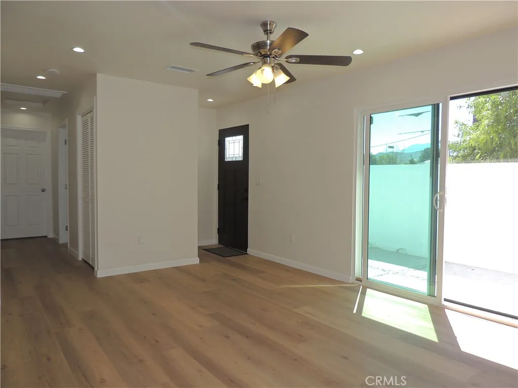 27871 Galeton Road Canyon Country, CA 91387 - Photo 6 of 27