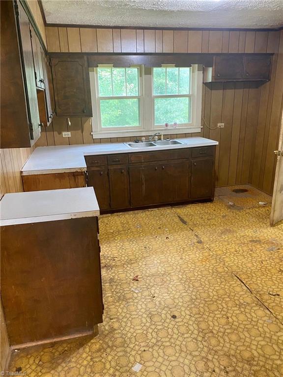 2738 Windy Ridge Road North Wilkesboro, NC 28659 - Photo 5 of 6 Gallery Image 5