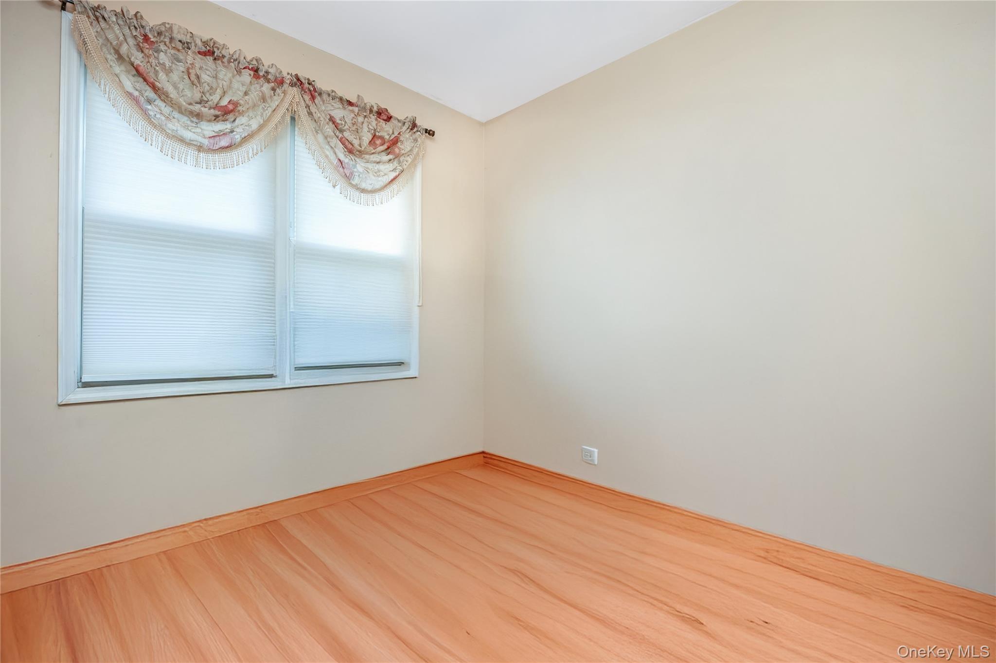 180 Lakeside Trail Ridge, NY 11961 - Photo 15 of 22 a view of a small space with wooden floor and a window