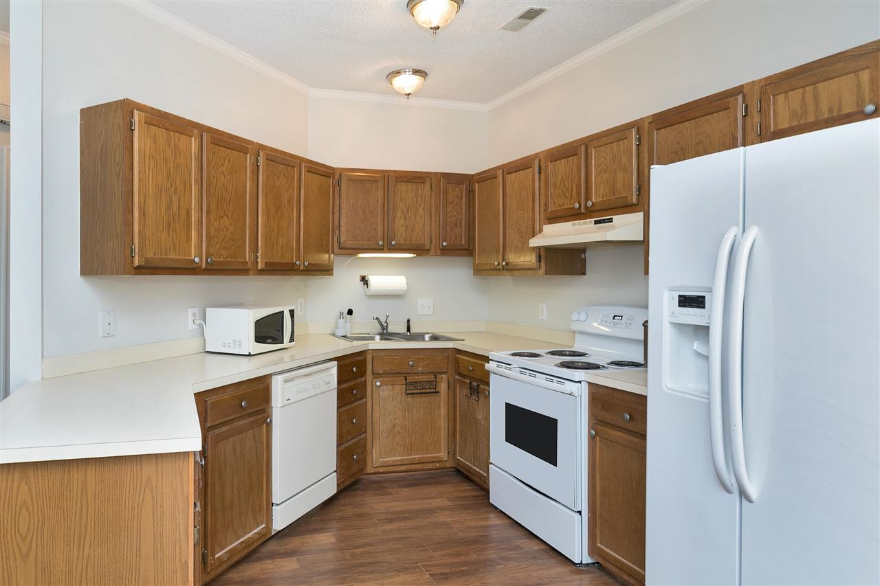 2954 Faversham Place Raleigh, NC 27604 - Photo 10 of 26 Photo 10