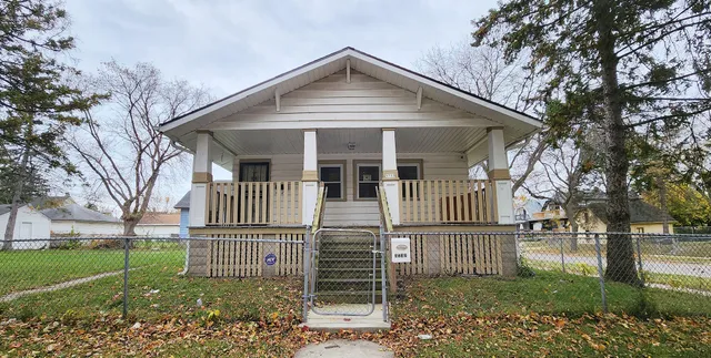 $117,001 | 3733 West Fairmount Avenue, Milwaukee, WI 53209