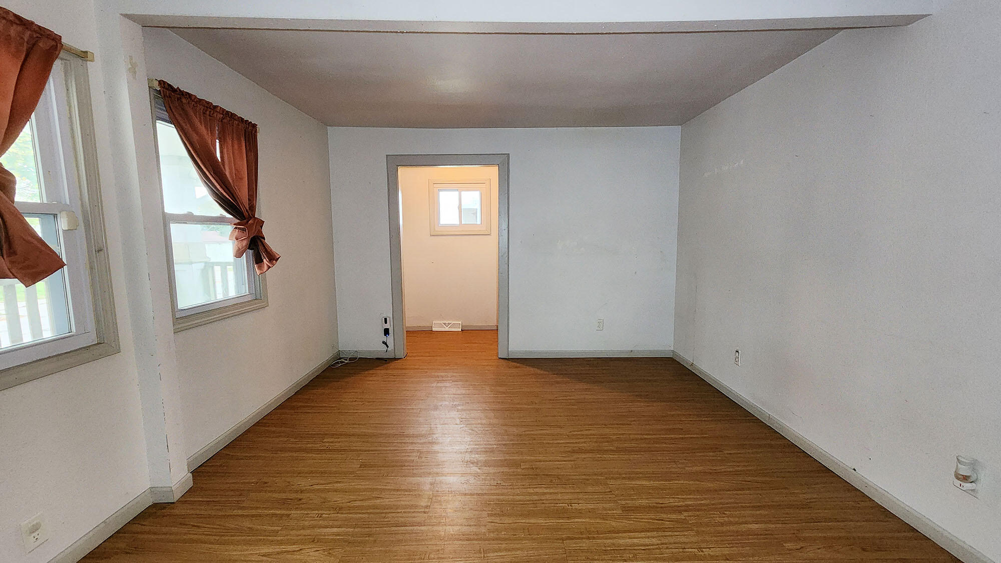 3733 West Fairmount Avenue Milwaukee, WI 53209 - Photo 14 of 36 02v4