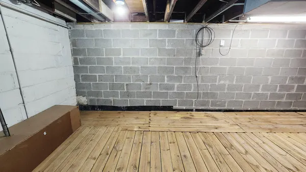 $117,001 | 3733 West Fairmount Avenue, Milwaukee, WI 53209