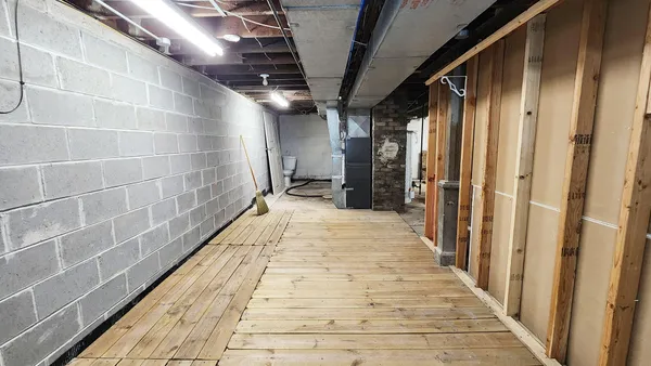 $117,001 | 3733 West Fairmount Avenue, Milwaukee, WI 53209