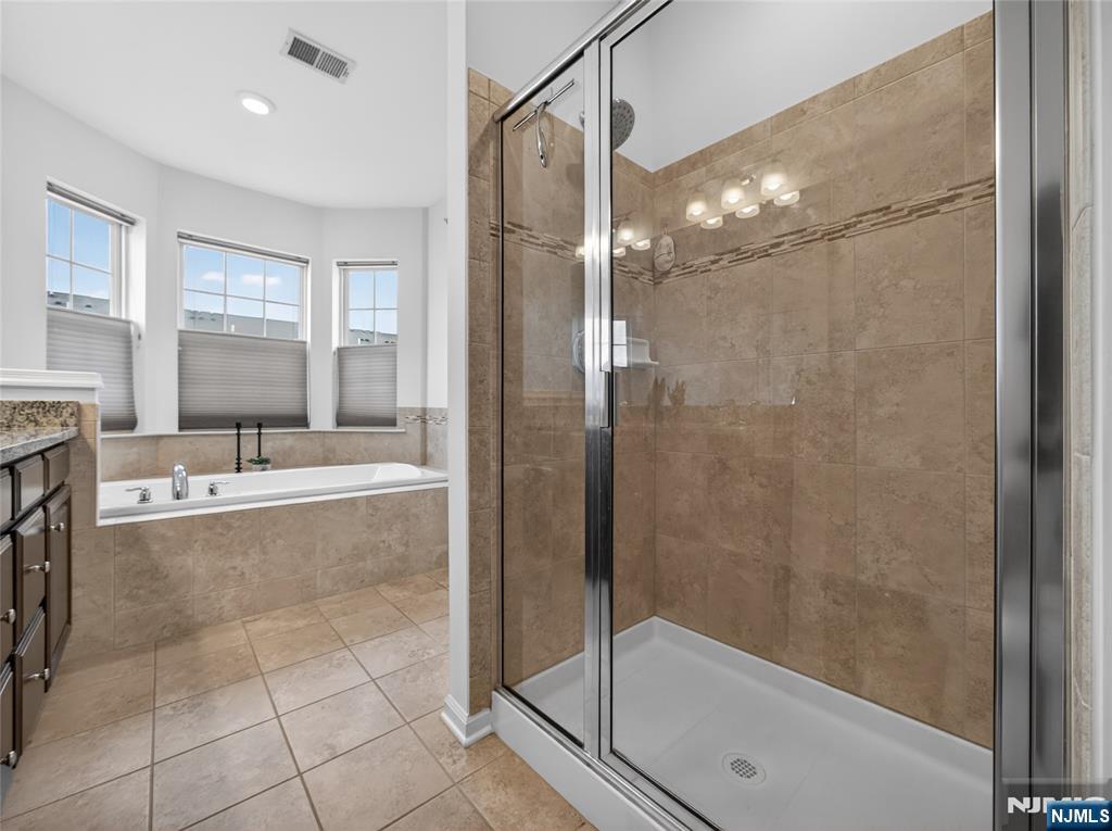 8 Veterans Drive Wood-Ridge, NJ 07075 - Photo 30 of 47