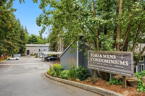 $2,750 | 3005 127th Place Southeast, Unit B21, Bellevue, WA 98005