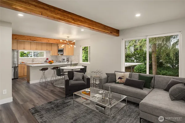 $2,750 | 3005 127th Place Southeast, Unit B21, Bellevue, WA 98005