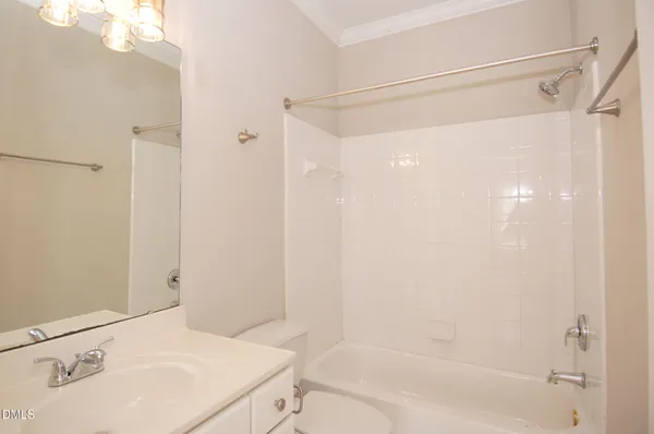 $2,400 | 1327 Cameron View Court, Raleigh, NC 27607