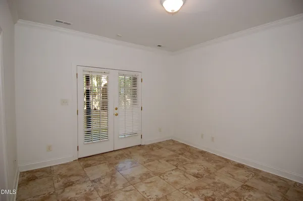 $2,400 | 1327 Cameron View Court, Raleigh, NC 27607