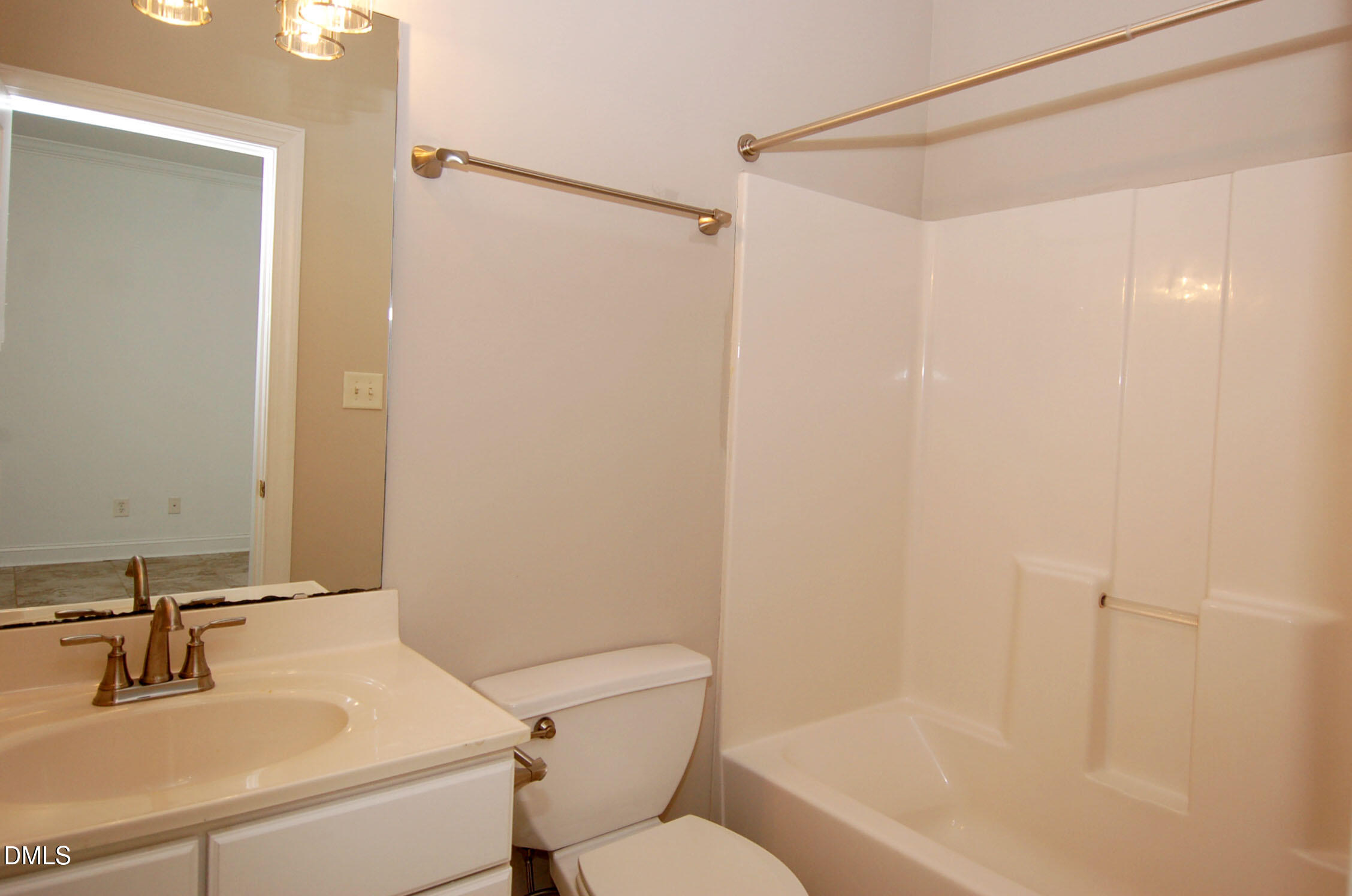 1327 Cameron View Court Raleigh, NC 27607 - Photo 14 of 16 26 Bath3