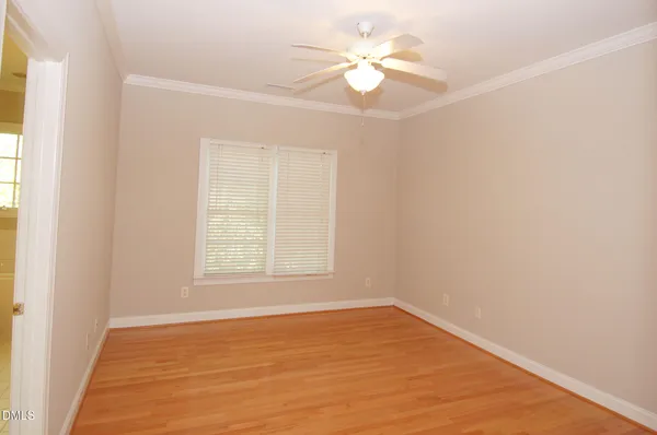 $2,400 | 1327 Cameron View Court, Raleigh, NC 27607