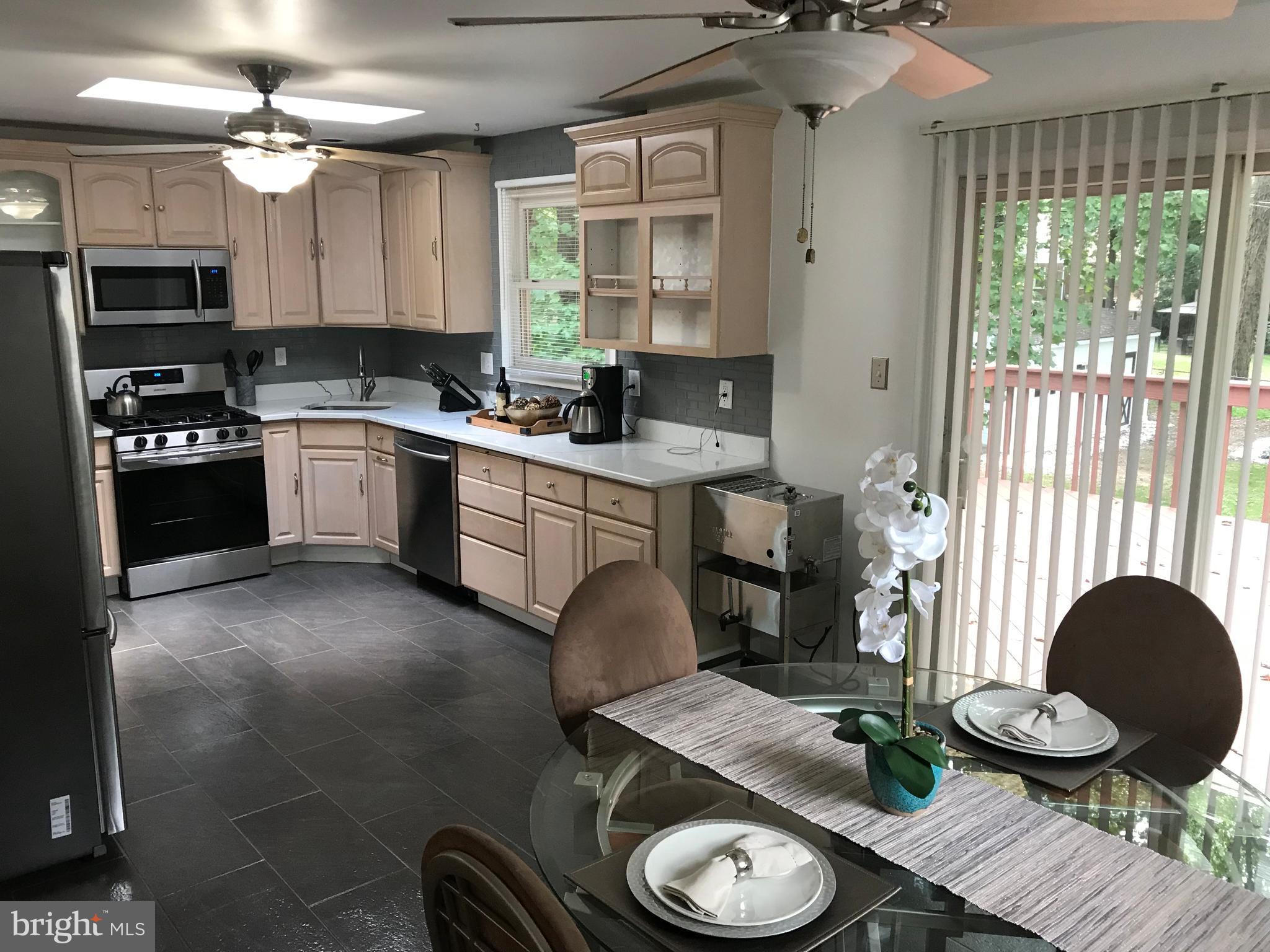 10005 Liberty Road Randallstown, MD 21133 - Photo 14 of 29 Kitchen
