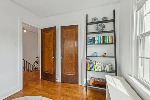 $624,900 | 1220 North Oak Park Avenue, Oak Park, IL 60302