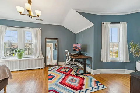 $624,900 | 1220 North Oak Park Avenue, Oak Park, IL 60302