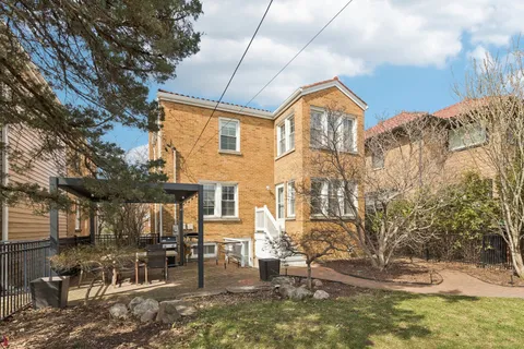 $624,900 | 1220 North Oak Park Avenue, Oak Park, IL 60302