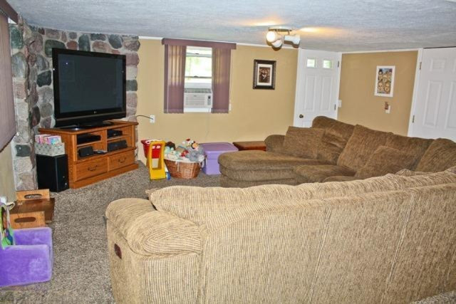 10343 Peck Road Greenville, MI 48838 - Photo 9 of 14 Additional Photo
