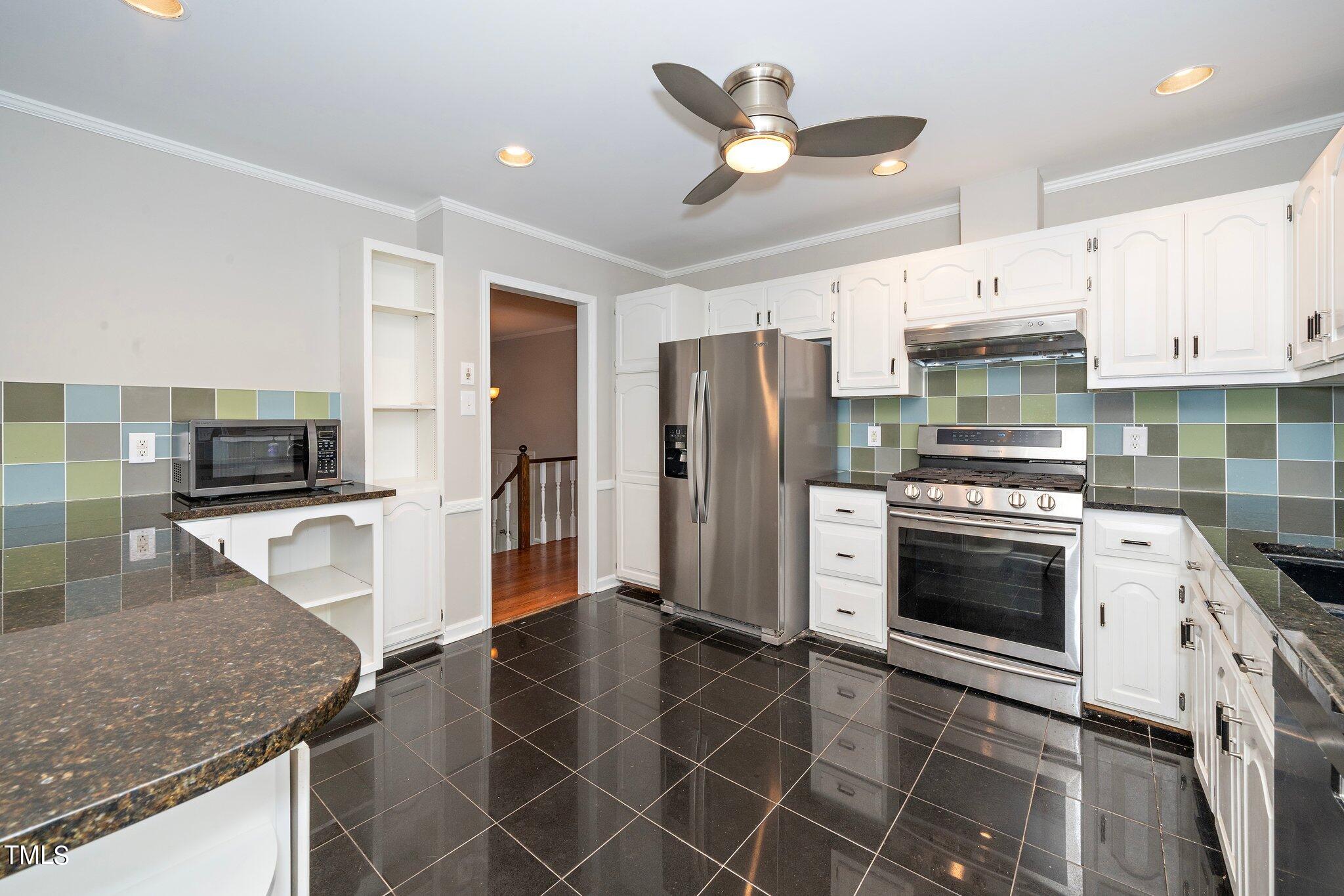3809 Swarthmore Road Durham, NC 27707 - Photo 13 of 43 11-web-or-mls-3809 Swarthmore (6 of 43)