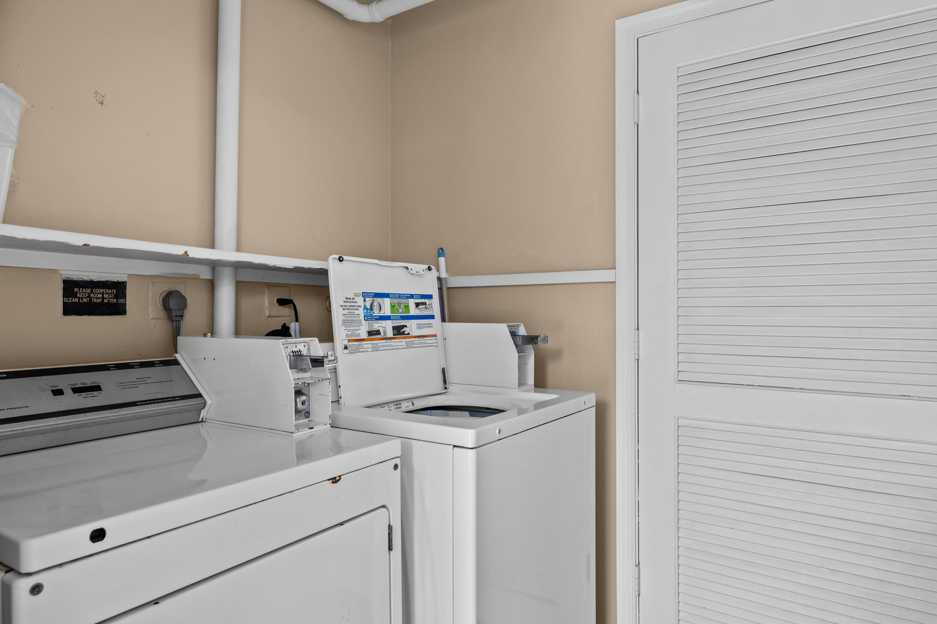 769 Jeffery Street, Unit 2205 Boca Raton, FL 33487 - Photo 24 of 43 Laundry